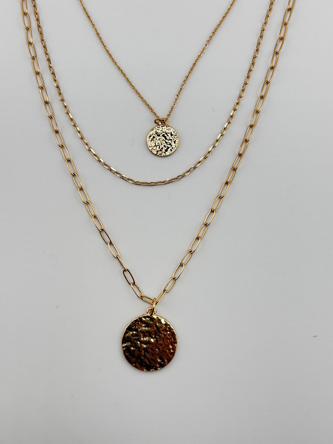 Layered necklace with hammered pendent